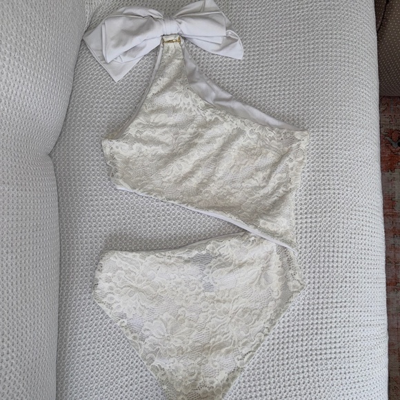 Beach Riot x REVOLVE Selena Lace Bridal One Piece Swimsuit - Picture 4 of 6